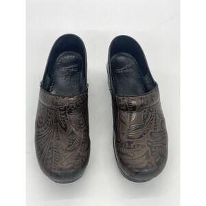 Dansko Clogs Brown Tooled Leather Floral Slip on Professional sz 8.5-9 EU 39